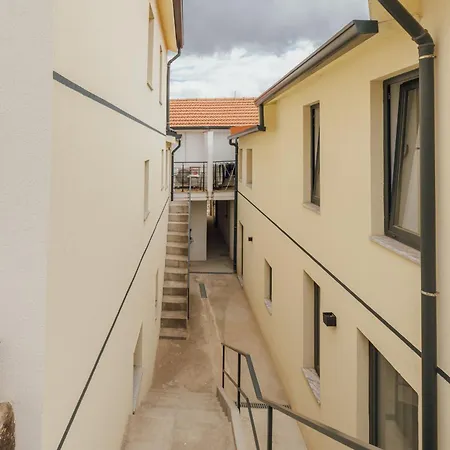 Authentic Campanha By Hosty * Porto